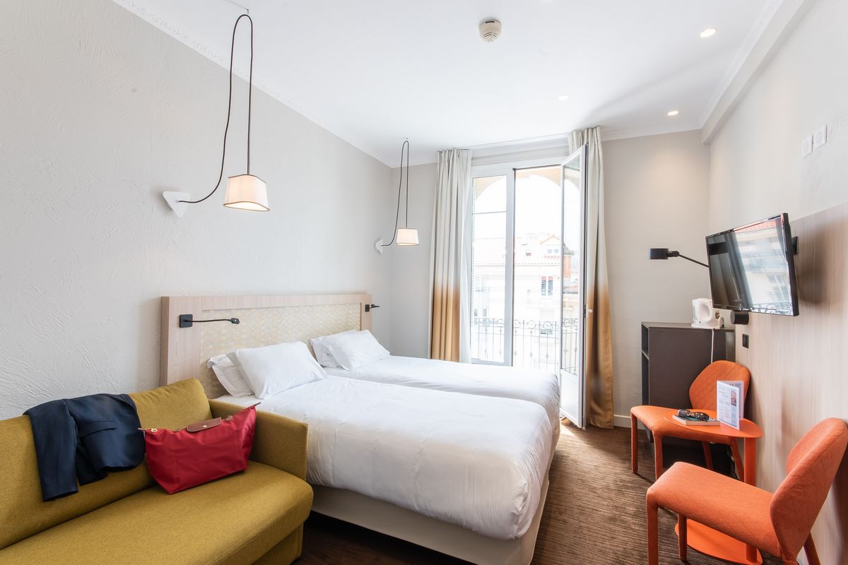 Chambres triples- Hôtel Vendôme Nice