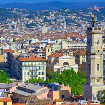 hotel-vendome-nice-vue-panoramique-nice-centre-ville-colline-du-chateau